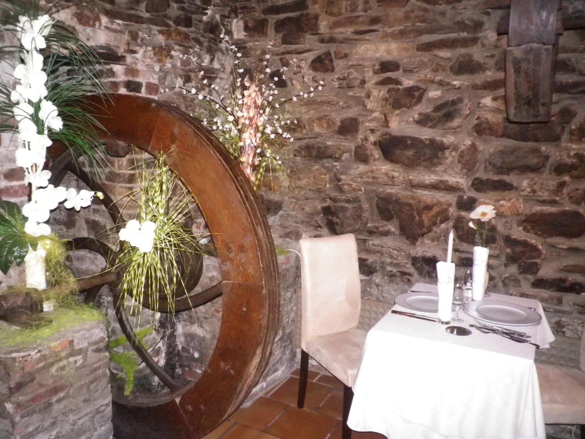 Hotel Ermitage Du Moulin Labotte Haybes Экстерьер фото
